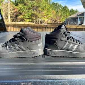 Adidas Hoops 2.0 mid top basketball shoes Size 10